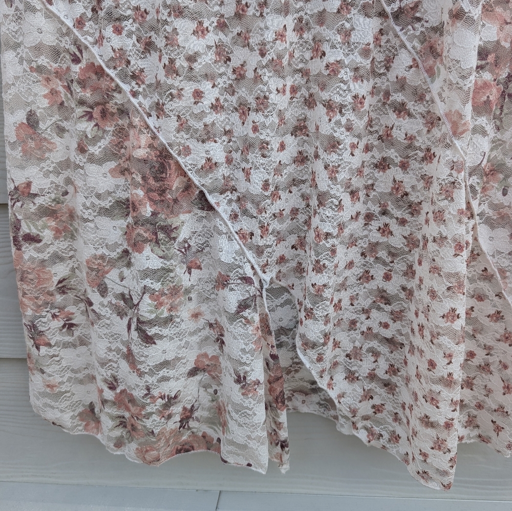 Altar'd State Skirt NWT Size L Cream Red Midi Lace Details Boho Pull On Floral - Picture 7 of 9